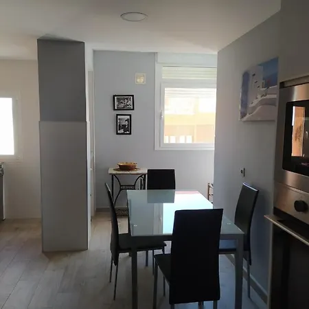 Apartamento Luminoso In Front Waikiki Beach Apartment Tarifa