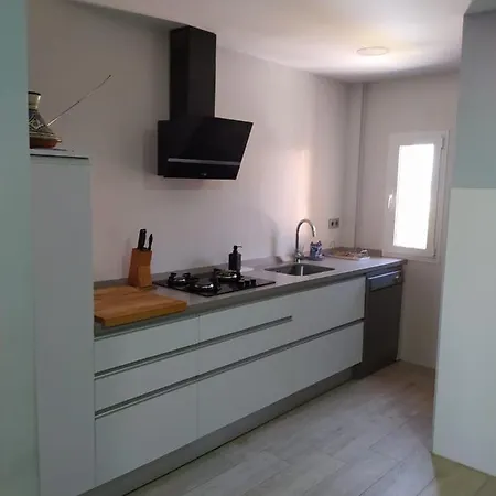 Apartamento Luminoso In Front Waikiki Beach Apartment Tarifa